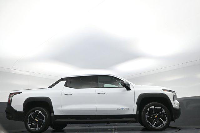 2026 Chevrolet Silverado EV LT