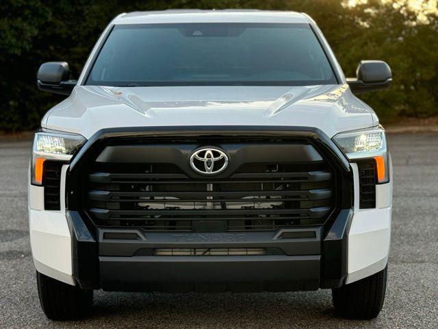 2026 Toyota Tundra SR CrewMax 5.5' Bed