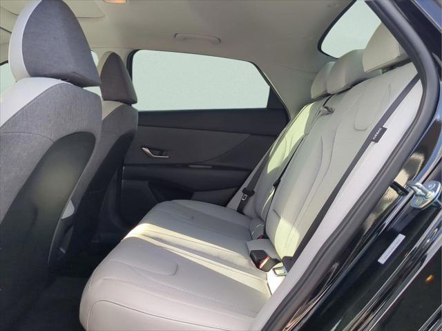 2025 Hyundai Elantra Hybrid Limited