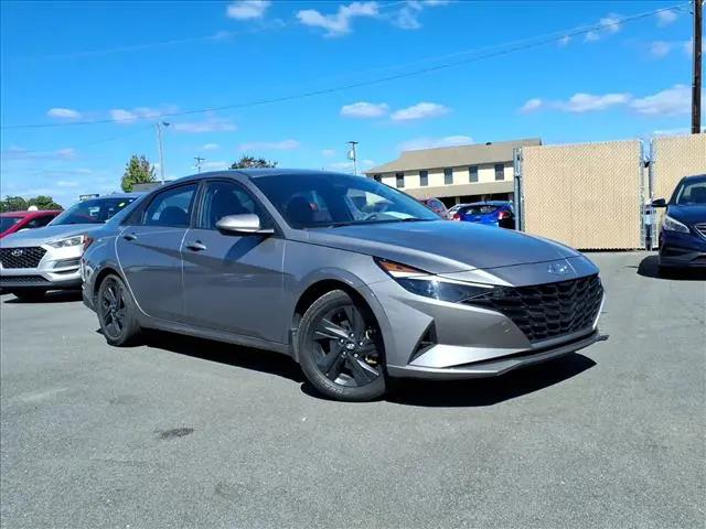 2023 Hyundai Elantra Hybrid Blue for sale in Burlington, NC