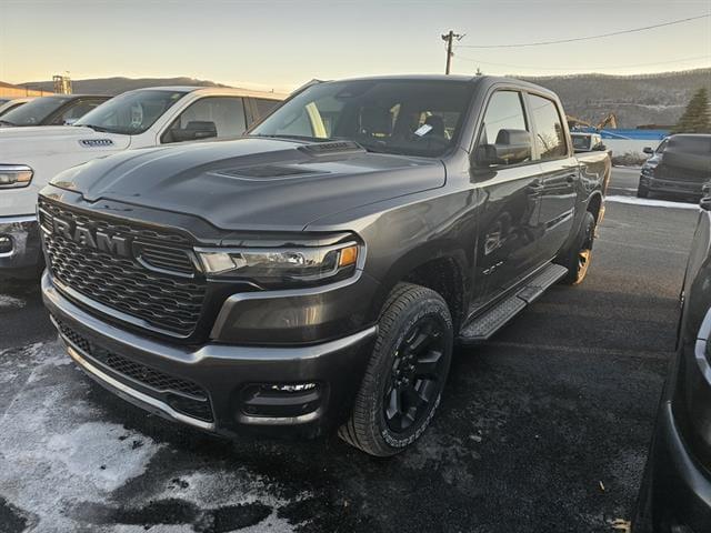 2026 RAM Ram 1500 RAM 1500 EXPRESS CREW CAB 4X4 57 BOX