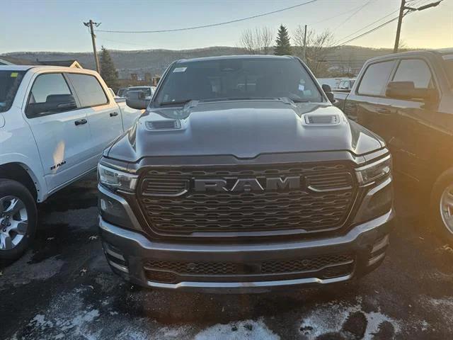 2026 RAM Ram 1500 RAM 1500 EXPRESS CREW CAB 4X4 57 BOX