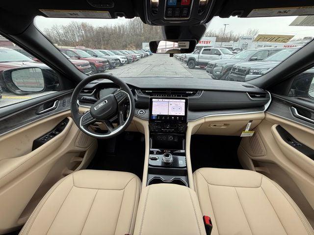 2025 Jeep Grand Cherokee Limited 4x4