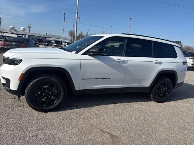 2025 Jeep Grand Cherokee GRAND CHEROKEE L ALTITUDE X 4X2