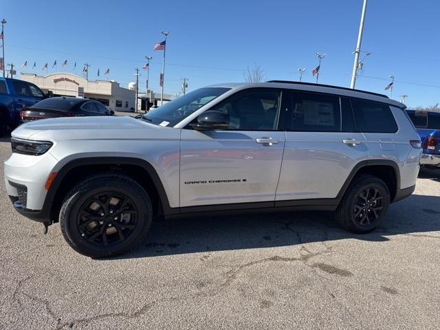 2025 Jeep Grand Cherokee GRAND CHEROKEE L ALTITUDE X 4X2