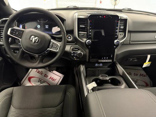2026 Ram 1500 Big Horn Crew Cab 4x4 57 Box