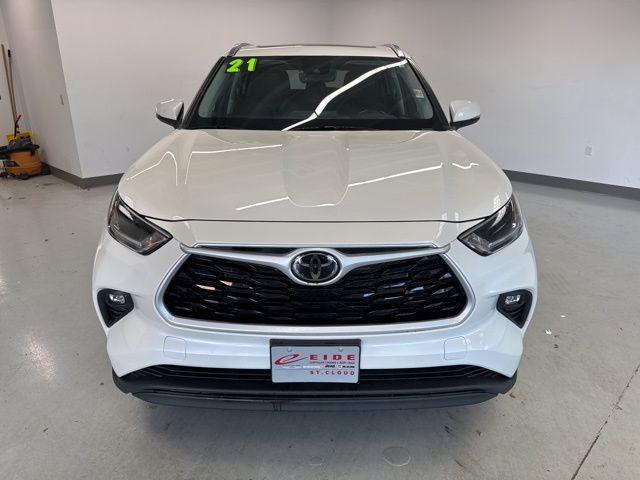 2021 Toyota Highlander XLE 2021 Toyota Highlander XLE