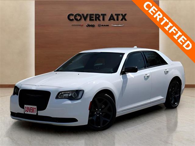 2023 Chrysler 300 Touring