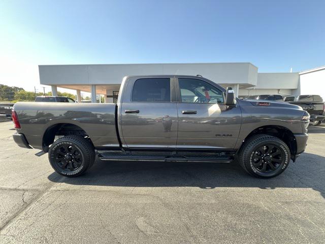 2025 RAM 2500 Big Horn Crew Cab 4x4 64 Box