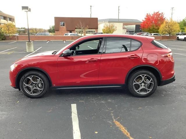 2024 Alfa Romeo Stelvio Sprint AWD 2024 Alfa Romeo Stelvio Sprint AWD