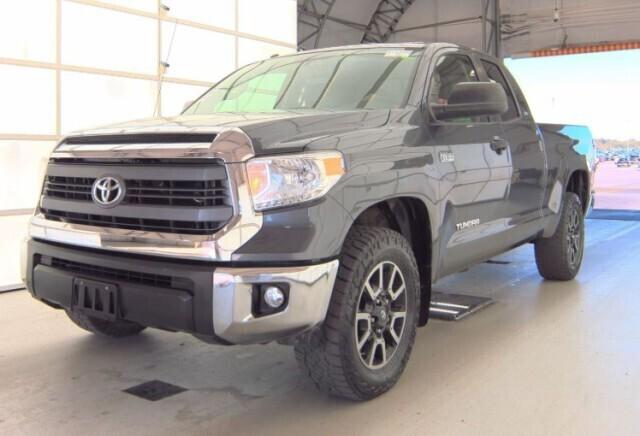 2015 Toyota Tundra SR5 5.7L V8 2015 Toyota Tundra SR5 5.7L V8