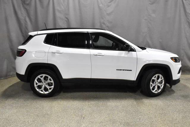 2024 Jeep Compass Latitude 4x4 2024 Jeep Compass Latitude 4x4