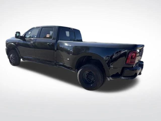 2025 RAM 3500 Limited Crew Cab 4x4 8 Box 2025 RAM 3500 Limited Crew Cab 4x4 8 Box