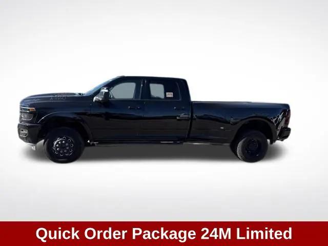 2025 RAM 3500 Limited Crew Cab 4x4 8 Box