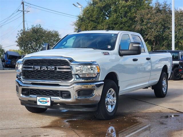 2024 RAM 2500 Tradesman Crew Cab 4x2 8 Box