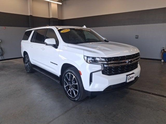 2022 Chevrolet Suburban 4WD RST