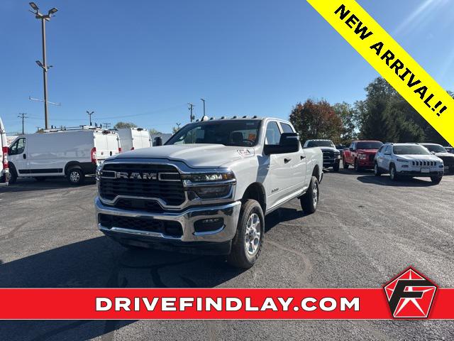 2025 RAM 2500 Big Horn Crew Cab 4x4 64 Box