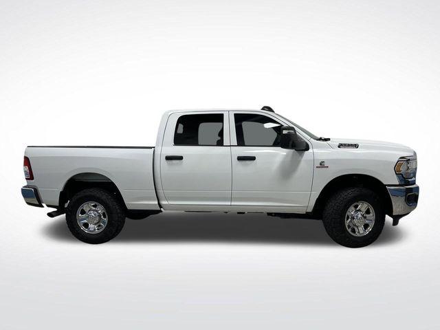 2023 RAM 2500 Tradesman Crew Cab 4x4 64 Box 2023 RAM 2500 Tradesman Crew Cab 4x4 64 Box