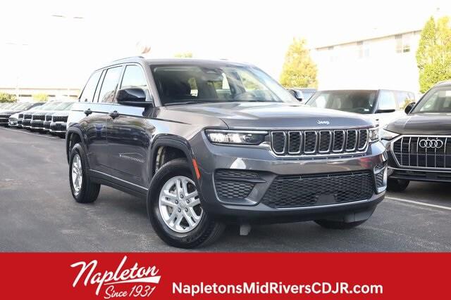 2022 Jeep Grand Cherokee Laredo 4x4