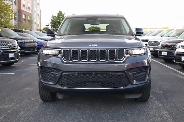2022 Jeep Grand Cherokee Laredo 4x4