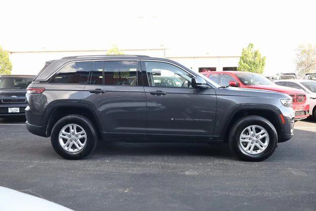 2022 Jeep Grand Cherokee Laredo 4x4 2022 Jeep Grand Cherokee Laredo 4x4