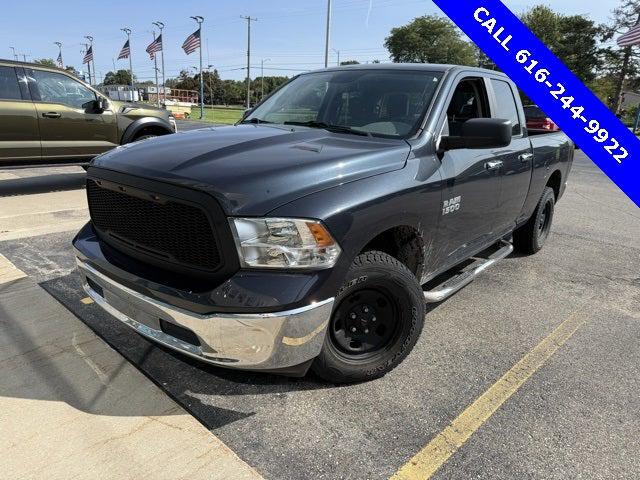 2017 RAM 1500 SLT Quad Cab 4x4 64 Box