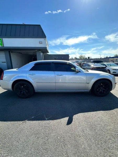 2005 Chrysler 300 300C