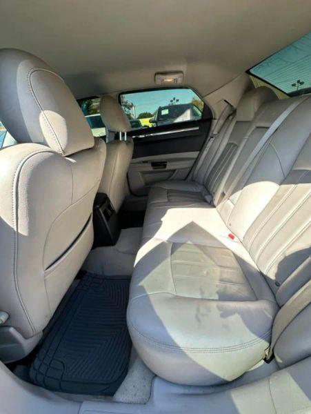 2005 Chrysler 300 300C