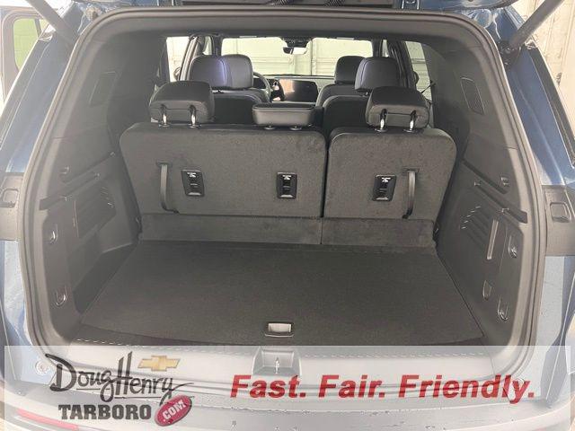 2026 Chevrolet Traverse FWD LT