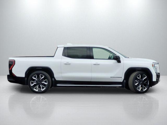 2025 GMC Sierra Max Range Denali