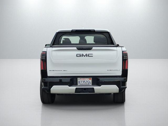 2025 GMC Sierra Max Range Denali