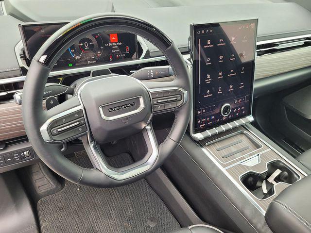 2025 GMC Sierra Max Range Denali