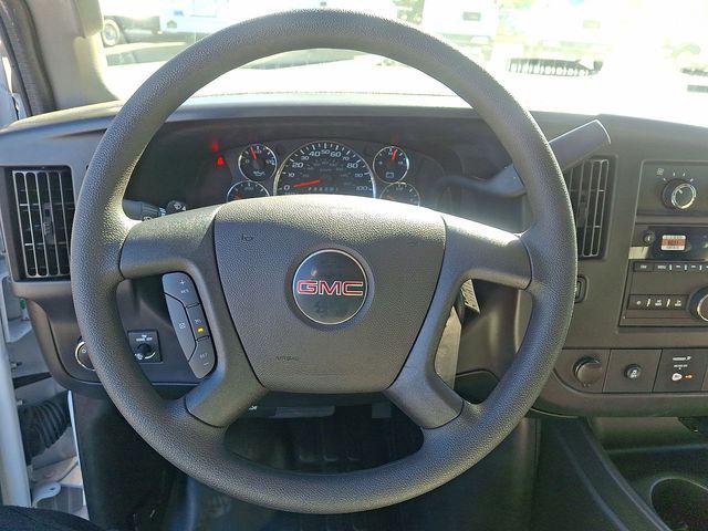2025 GMC Savana Cutaway Work Van