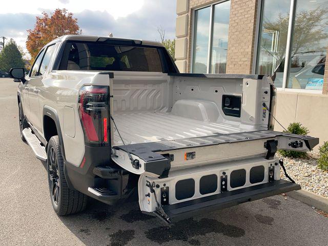 2026 GMC Sierra Standard Range Elevation