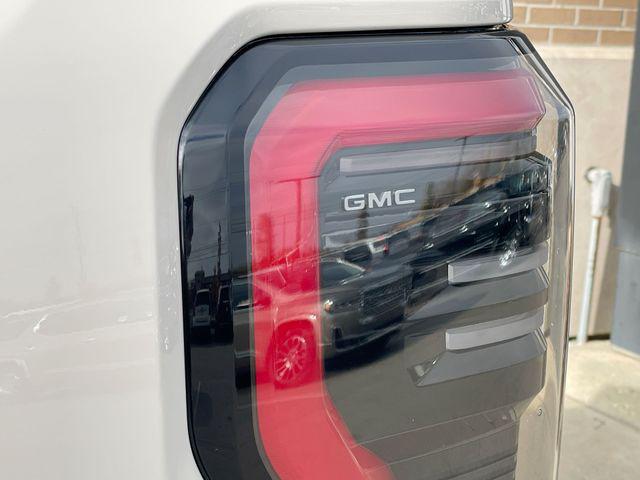 2026 GMC Sierra Standard Range Elevation
