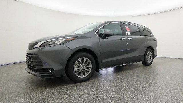 2025 Toyota Sienna XLE