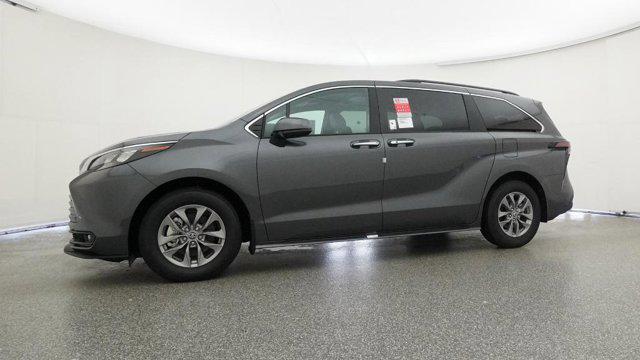 2025 Toyota Sienna XLE