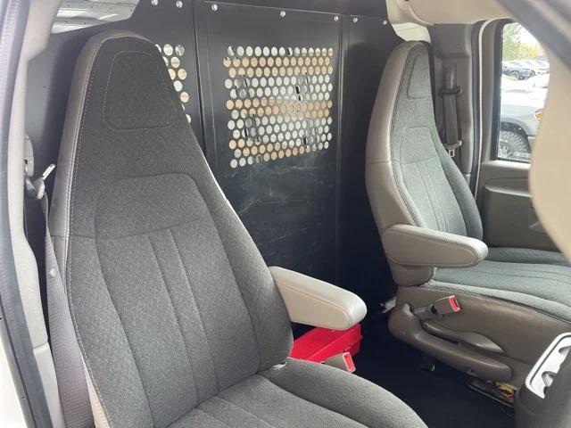 2023 GMC Savana Cargo RWD 2500 Regular Wheelbase Work Van 2023 GMC Savana Cargo RWD 2500 Regular Wheelbase Work Van