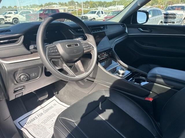 2023 Jeep Grand Cherokee Limited 4x4 2023 Jeep Grand Cherokee Limited 4x4