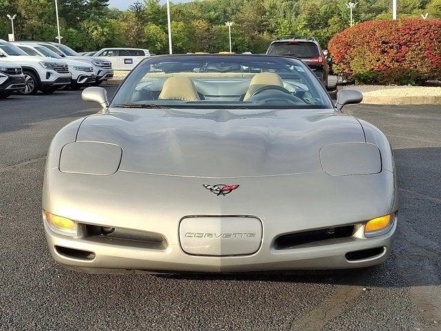 2002 Chevrolet Corvette Base 2002 Chevrolet Corvette Base