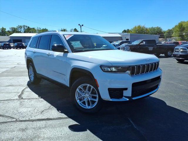 2022 Jeep Grand Cherokee L Laredo 4x4 2022 Jeep Grand Cherokee L Laredo 4x4