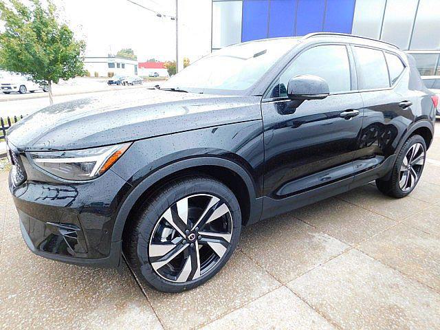 2026 Volvo XC40 B5 Ultra