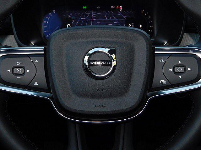 2026 Volvo XC40 B5 Ultra