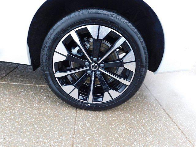2026 Volvo XC60 Plug-In Hybrid Plus, T8 AWD Electric/Gasoline, Dark
