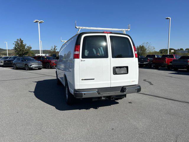 2025 Chevrolet Express Cargo Van RWD 2500 Regular Wheelbase WT