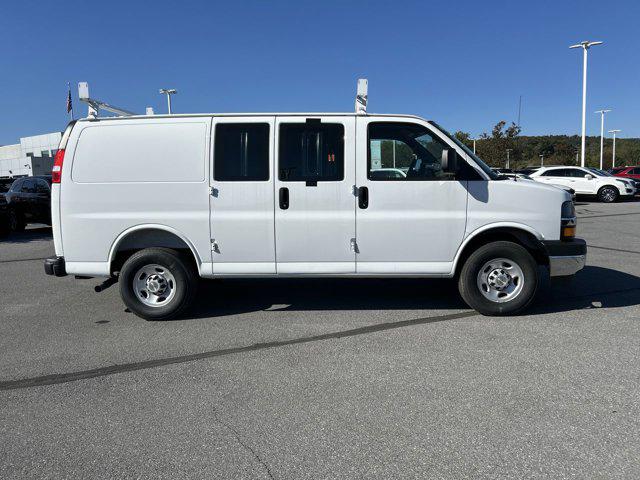 2025 Chevrolet Express Cargo Van RWD 2500 Regular Wheelbase WT