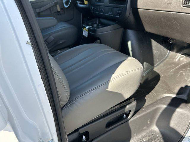 2025 Chevrolet Express Cargo Van RWD 2500 Regular Wheelbase WT