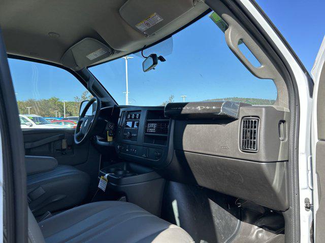 2025 Chevrolet Express Cargo Van RWD 2500 Regular Wheelbase WT