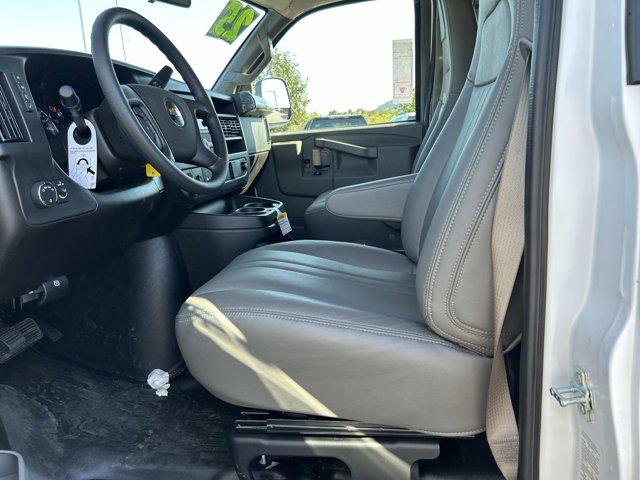 2025 Chevrolet Express Cargo Van RWD 2500 Regular Wheelbase WT