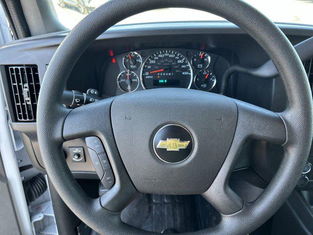 2025 Chevrolet Express Cargo Van RWD 2500 Regular Wheelbase WT